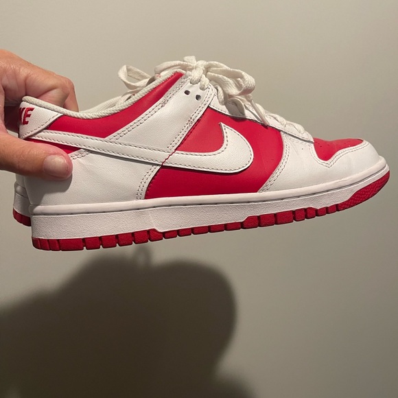 Nike Dunks Red & White - Picture 1 of 1